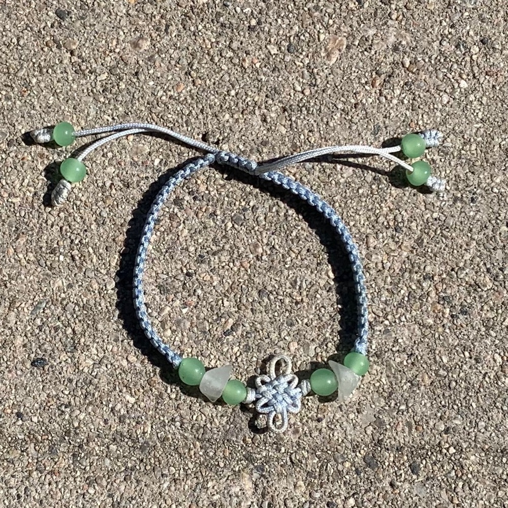 Woven beaded bracelet